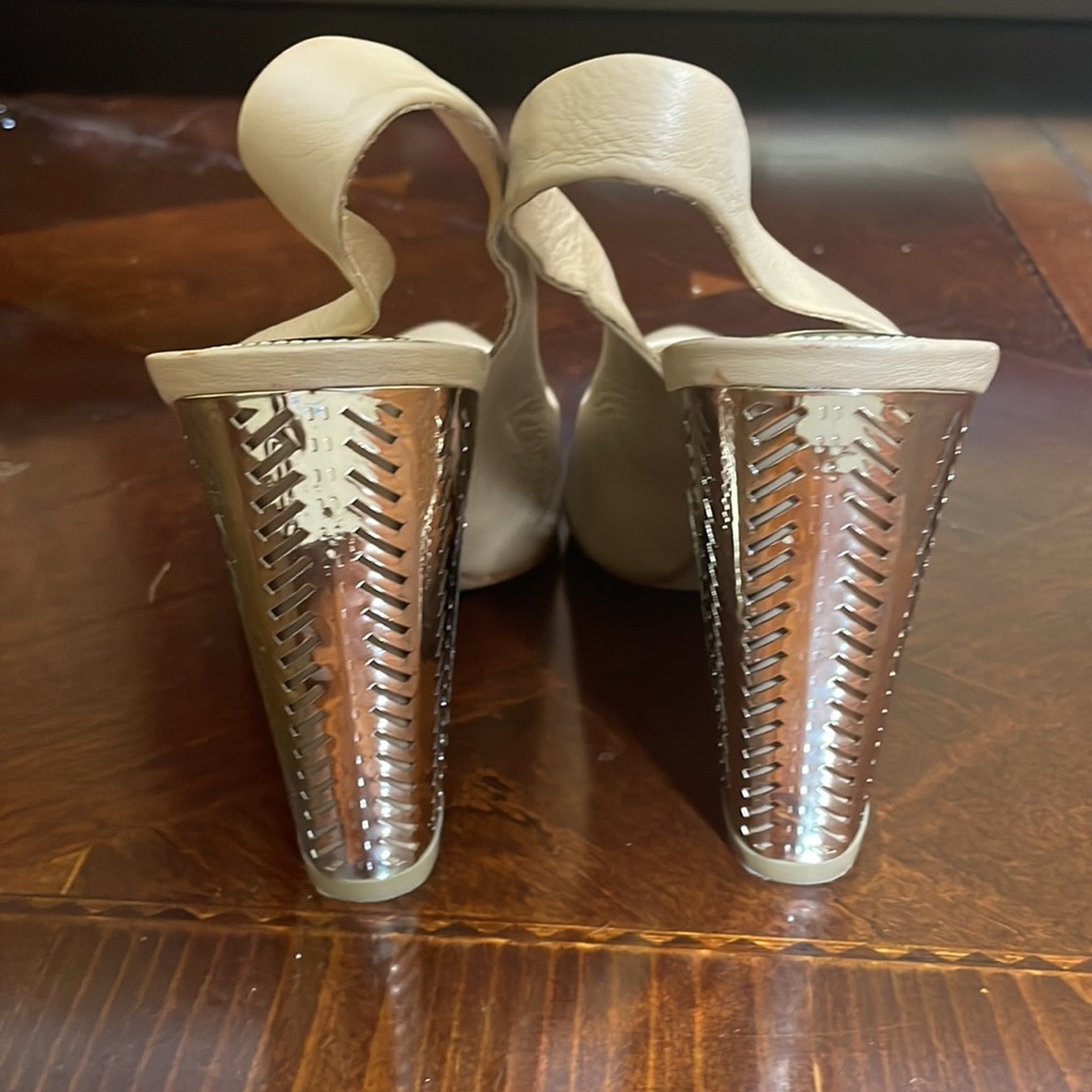 Coach pointy toe sling back heels - Picture 3 of 3